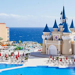 https://fantasia-bahia-principe-tenerife.adeje-hotels.com