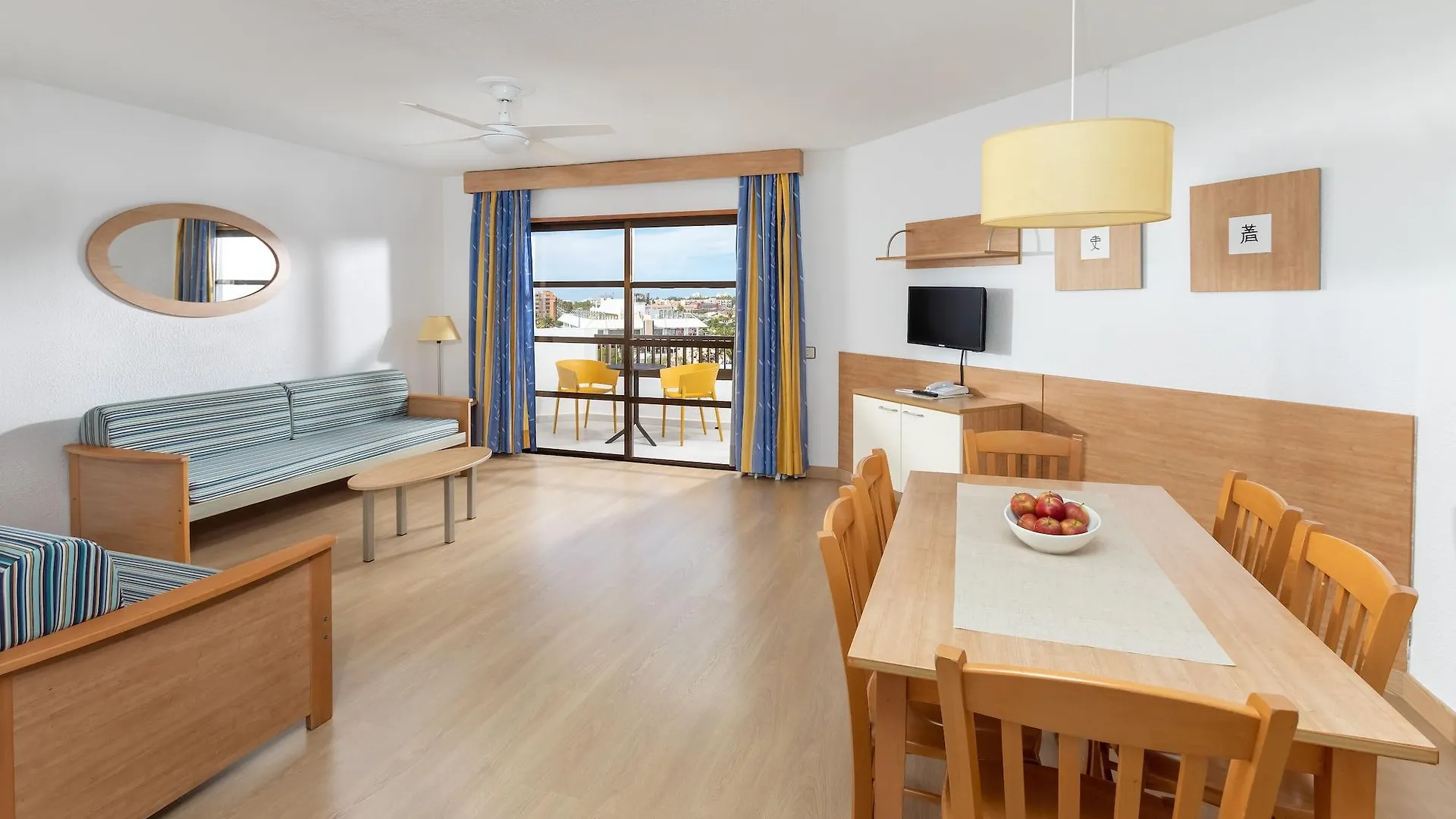 Aguamar Apartamentos, Los Cristianos Downtown Apartahotel